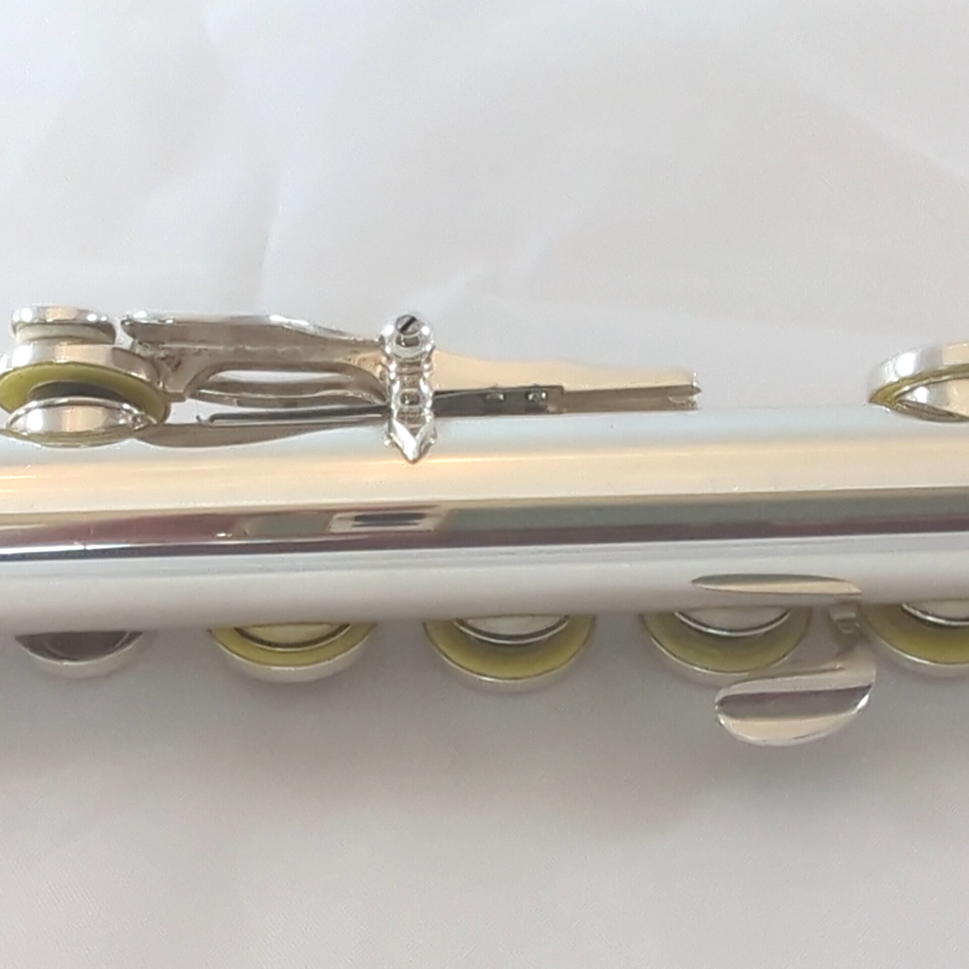 Yamaha YFL-584 – Image 7